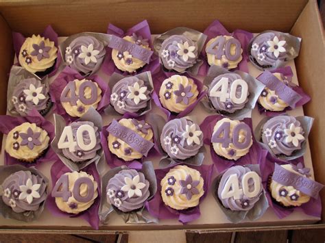 Idea 32 40th Birthday Cupcakes