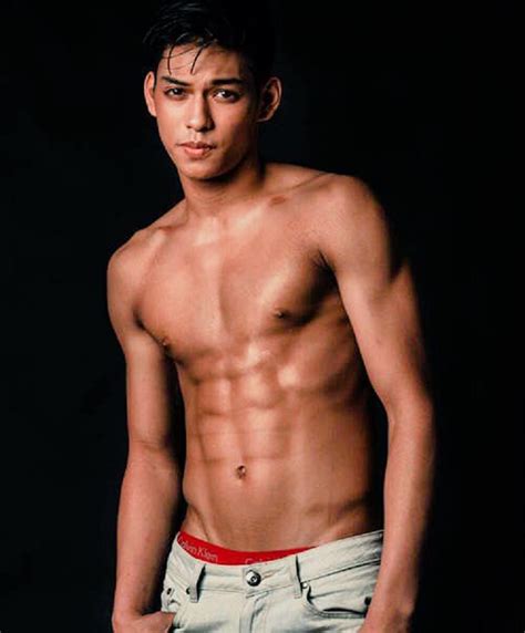 Pageant Junkie Ricci Rivero Shirtless