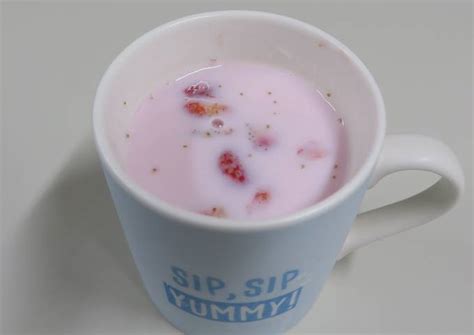 Resep Korean Strawberry Milk 🍓 Tanpa Masak Dan Blender Segar Oleh