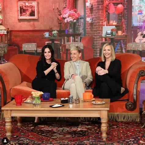 El Sorpresivo Reencuentro De Courtney Cox Y Lisa Kudrow De Friends En El Programa De Ellen