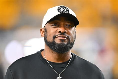 Steelers Sign Mike Tomlin Nfl S Longest Tenured Head Coach To Three Year Contract Extension