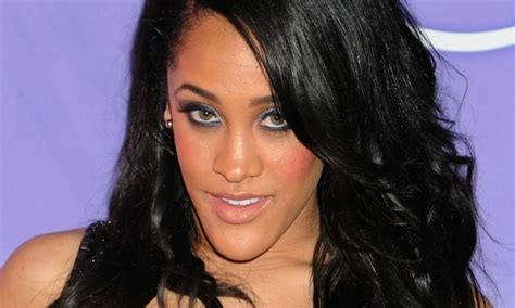 Keep My Chin Up Like Natalie Nunn Love Life Lyrics Meaning