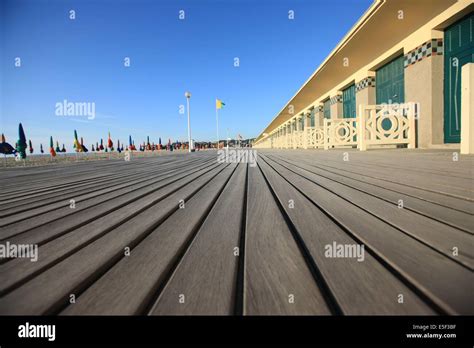 Planches Peintes Hi Res Stock Photography And Images Alamy