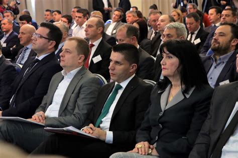 Конференција: Децентрализација – Патот што претстои – Современо ...