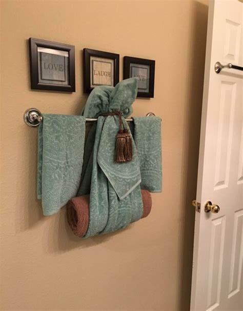 Ways To Display Towels In Bathroom