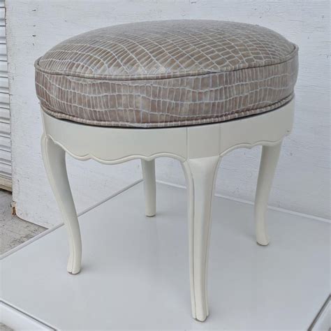 Vintage Restored Hollywood Regency Style Ottoman With Swivel At 1stdibs