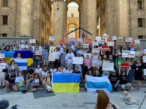 Foto: „Putin je zabiják.“ Fotky ze světového protestu, zapojili se i Rusové