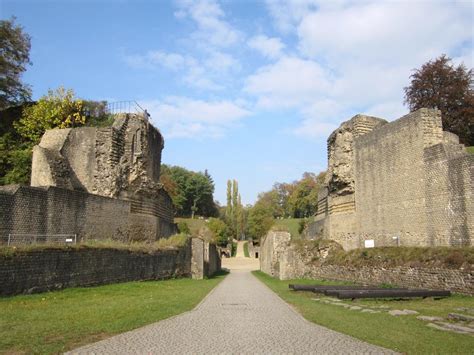 Structurae En The Southern Entrance To The Roman Amphitheatre In Trier