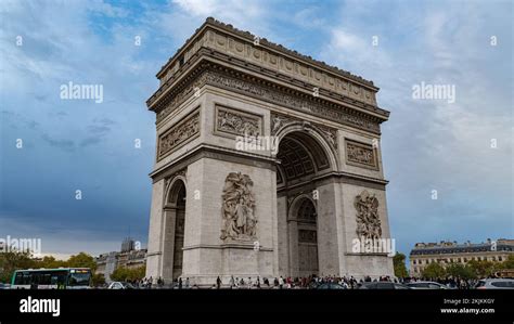 The Arch Of Triumph Arc De Triomphe De L Toile Famous Monument In