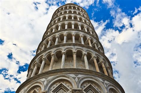 Leaning Tower Of Pisa ITALIA DA VIVERE