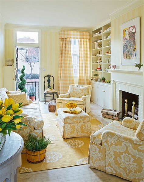 Cool 35+ Best Yellow Traditional Living Room Ideas http://decorathing ...