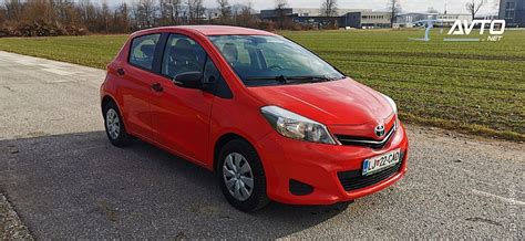 Toyota Yaris 5V 1 0 VVT I Luna Letnik 2012 4699 EUR Prodam