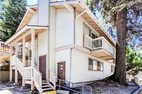 Gallery | Lake Arrowhead Chalets, a VRI resort