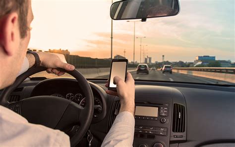 Dangers Of Distracted Driving Travelers Insurance