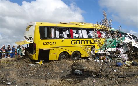 Fotos Acidente Deixa 14 Mortos Em Rodovia Na Bahia Fotos Em Trânsito