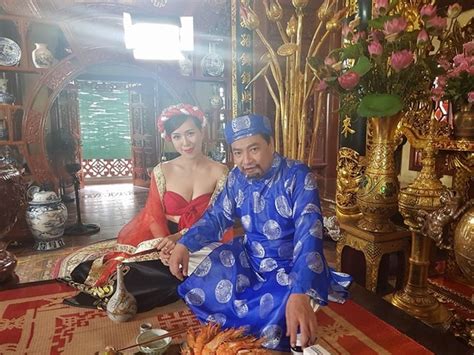 Hot girl vòng khủng Mai Thỏ giờ ra sao