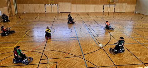 E Rolli Fußball Gemeinschaft und Leistung im Fokus des Trainingslagers