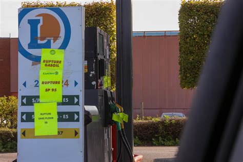 Consommation Y A T Il Une Pénurie De Carburant Cinq Questions Pour