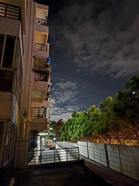 White clouds on night sky are so beautiful in this city : r/bangalore