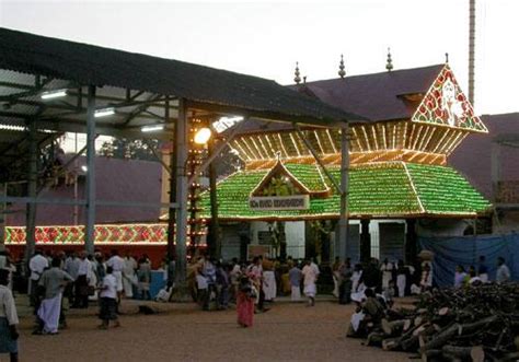 PARAKUNNATH VETTAKKORUMAKAN PAYYAN KSHETHRAM (TEMPLE), AROLI, KANNUR ...