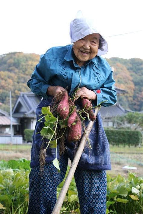 102才一人暮らしの哲代おばあちゃんに学ぶ「長い老後の不安を乗り越える方法」 1 1 介護ポストセブン