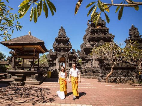 Bikini Di Bali Akan Ditertibkan Tagar