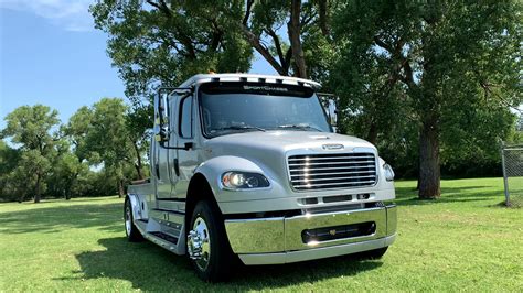 2022 Freightliner Sport Chassis