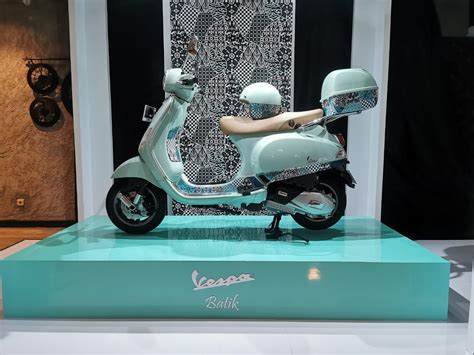 Vespa Batik Lx Image At Naik Motor