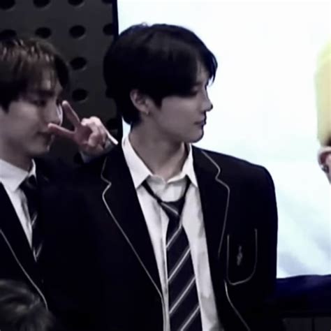 woodzedit on Twitter: "#WOODZ: that's my shit, that's my wave https://t ... 