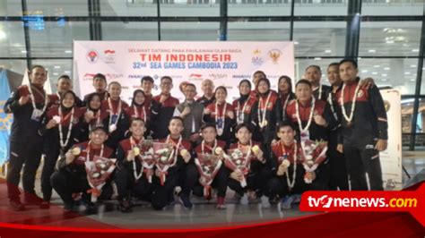 Tim Hoki Indoor Indonesia Kembali Ke Tanah Air Bawa Pulang Medali Emas