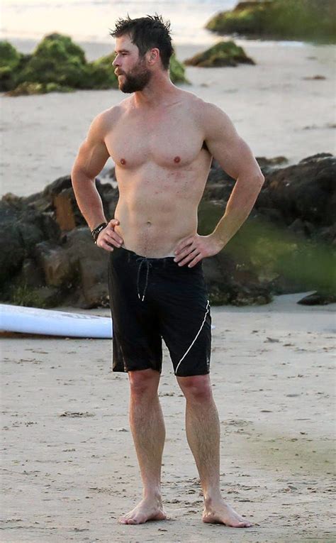 18 Photos Of Chris Hemsworth And His Glorious Superhero Physique