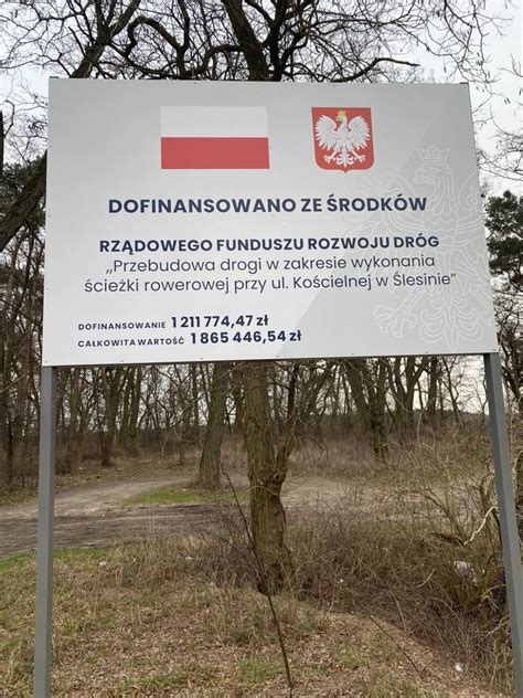 Powstaje droga dla rowerów Ślesin Szyszyńskie Holendry