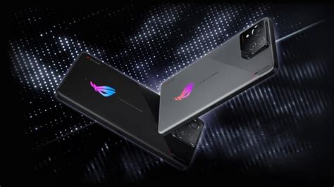 Triple cámara dos colores y retroiluminación RGB ASUS ROG Phone 8 se