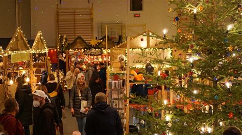 Weihnachtsm Rkte In Peiting Und Herzogs Gm Hle Locken Besucher In Scharen