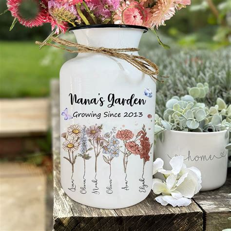 Personalized Nanas Garden Birth Flower Vase Mothers Day T