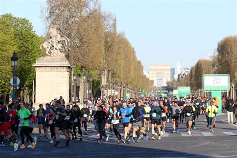 Marathon Paris Lyndsiekarista