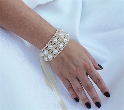 Pearls Wedding Cuff Bridal Pearl Cuff Wedding Bracelet Etsy