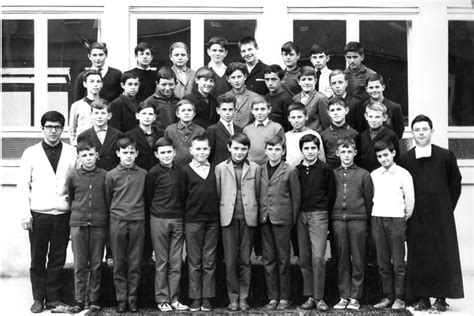 Photo de classe 5 ème A de 1966 Collège Jean baptiste De La Salle