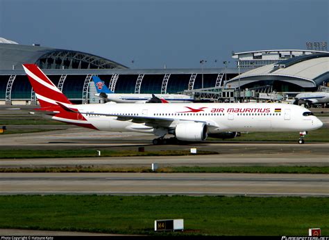 3B NBP Air Mauritius Airbus A350 941 Photo By Hatsune Kato ID 1068280