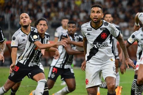 Como foi o último duelo entre Vasco x Atlético MG no Maracanã Confira