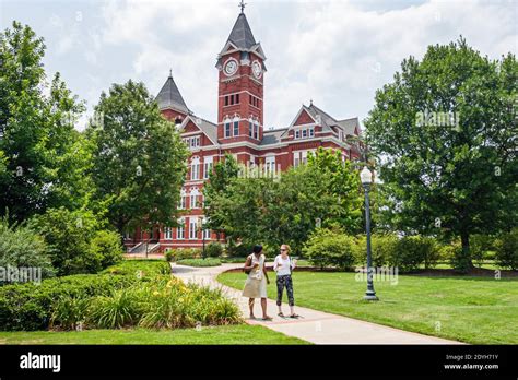 Auburn University Alabamacampus William J Samford Hall Parkclock