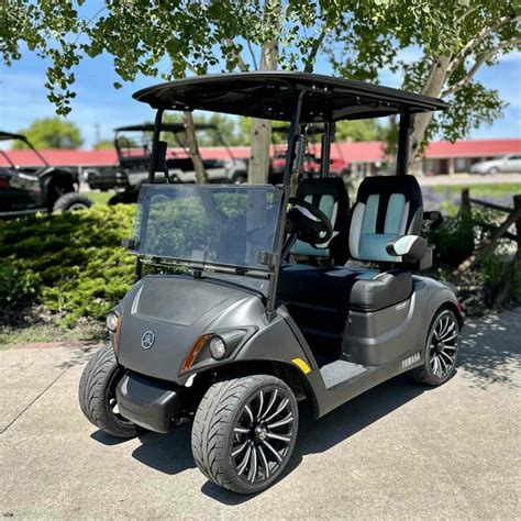 2022 Yamaha Golf Cars Drive2 QuieTech EFI Golf Car Mica Metallic