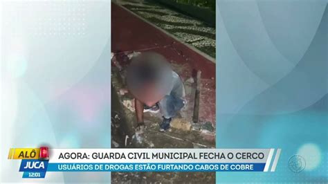 Al Juca Homem Flagrado Furtando Cabos Na Orla De Salvador Aratu