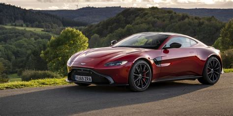 2020 Aston Martin Vantage Review, Pricing, and Specs