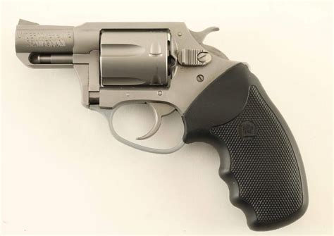 Charter Arms Undercoverette 32 Mag