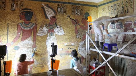 Archaeologist Opens King Tut Tomb