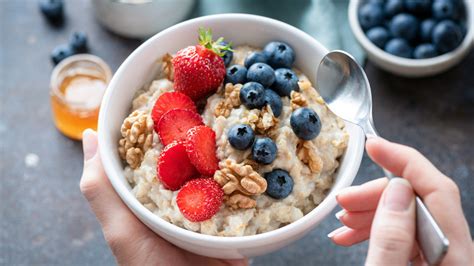 Oatmeal Vs Porridge: The Difference Is All In The Oats