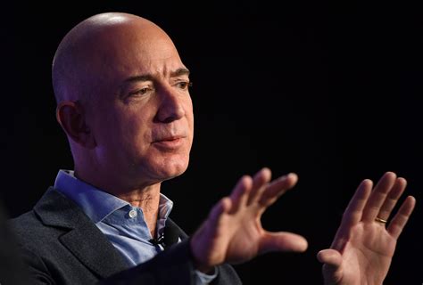 Jeff Bezos details his moon colony ambitions – Transseed Group Inc