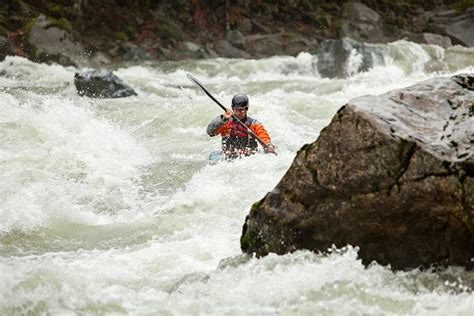 7 Top Rated White Water Rafting Kayaking Adventures In Washington