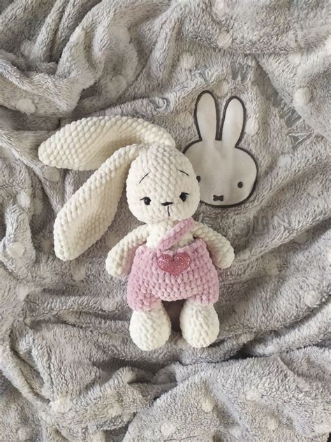 Króliczek pluszak szydełkowy Handmade Amigurumi Warszawa Kup teraz